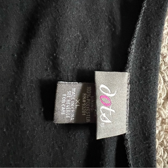 Dots black sparkly tank top - Picture 3 of 3